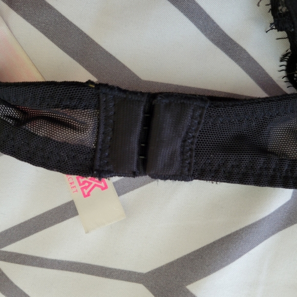 Lace Pushup Bra - Picture 7 of 8